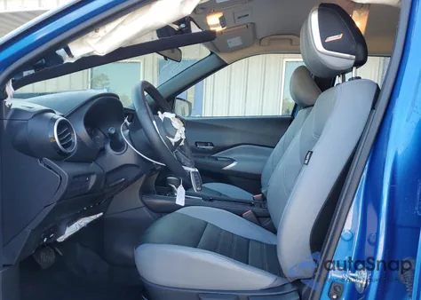 2023 Nissan Kicks Sr z USA, uszkodzony, nr VIN 3N1CP5DV4PL509861